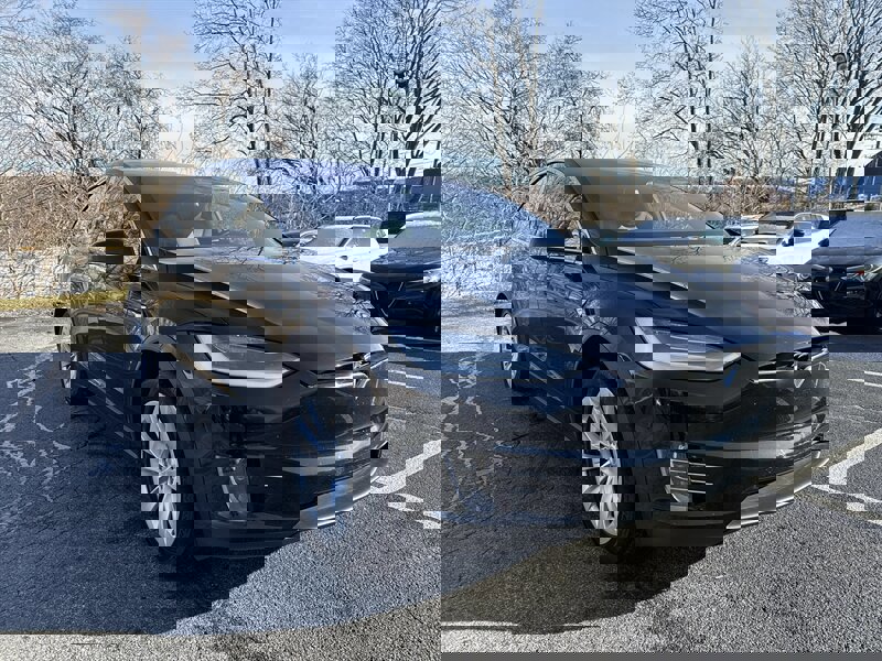 Used 2021 Tesla Model X Long Range image 8