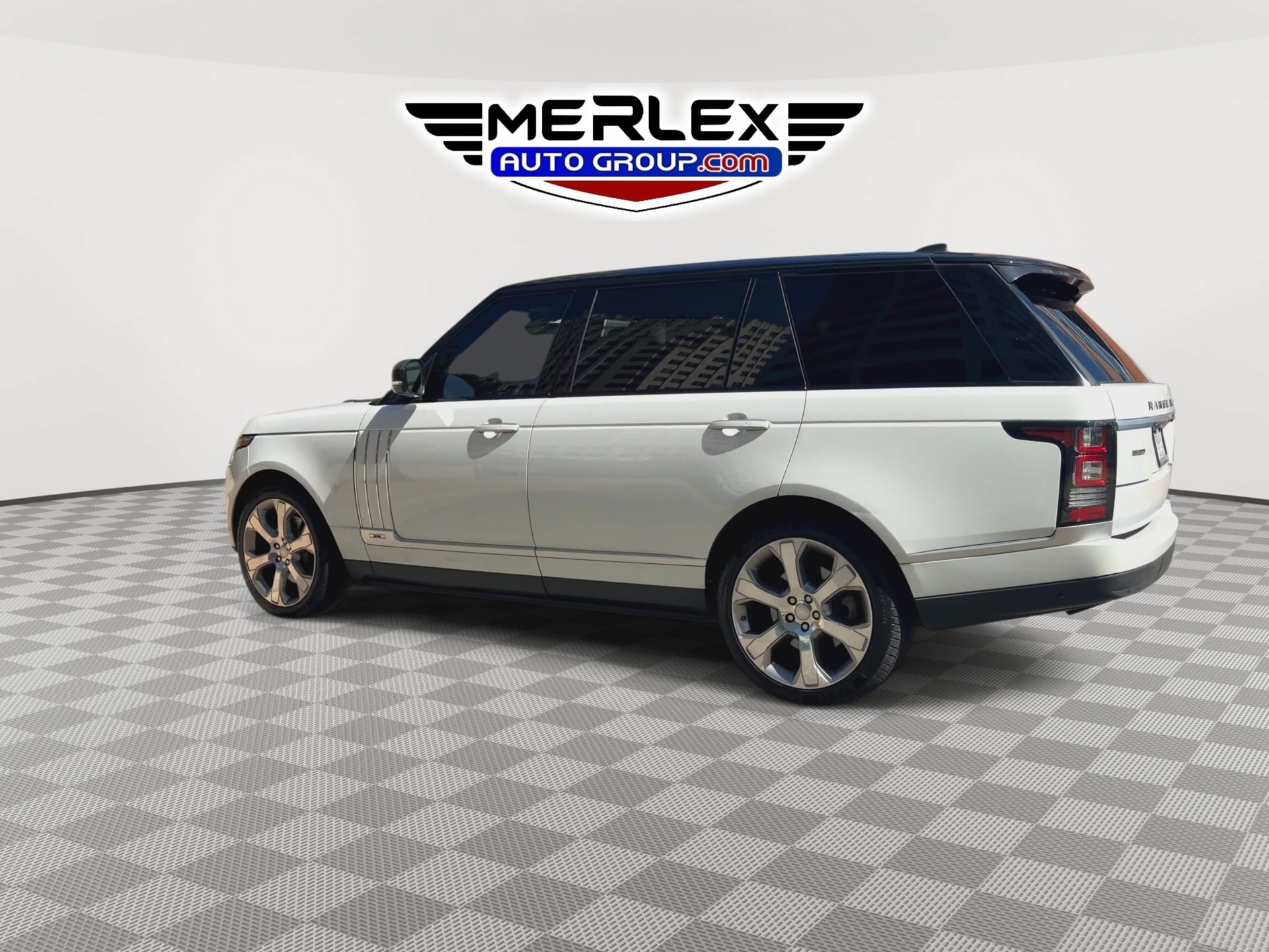Used 2017 Land Rover Range Rover Long Wheelbase Autobiography AWD/4WD image 6