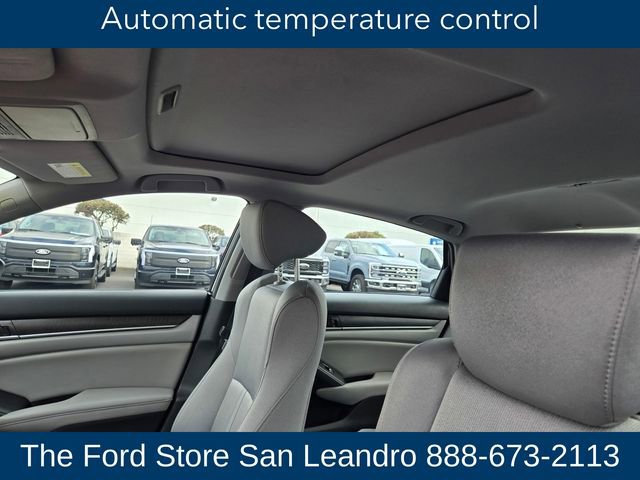 Used 2020 Honda Accord EX image 18