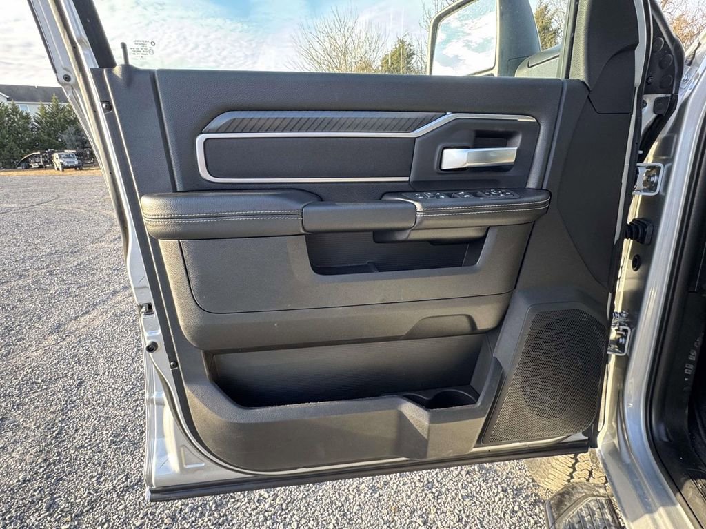 New 2026 RAM 2500 Big Horn AWD/4WD image 26