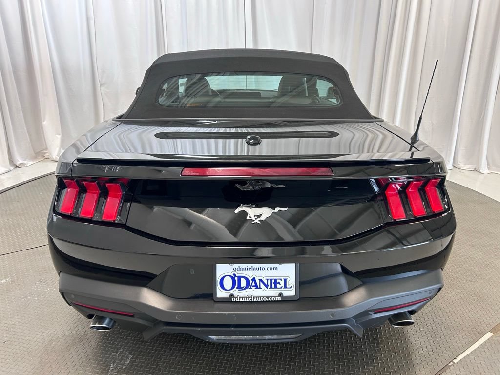Used 2025 Ford Mustang Premium RWD image 25