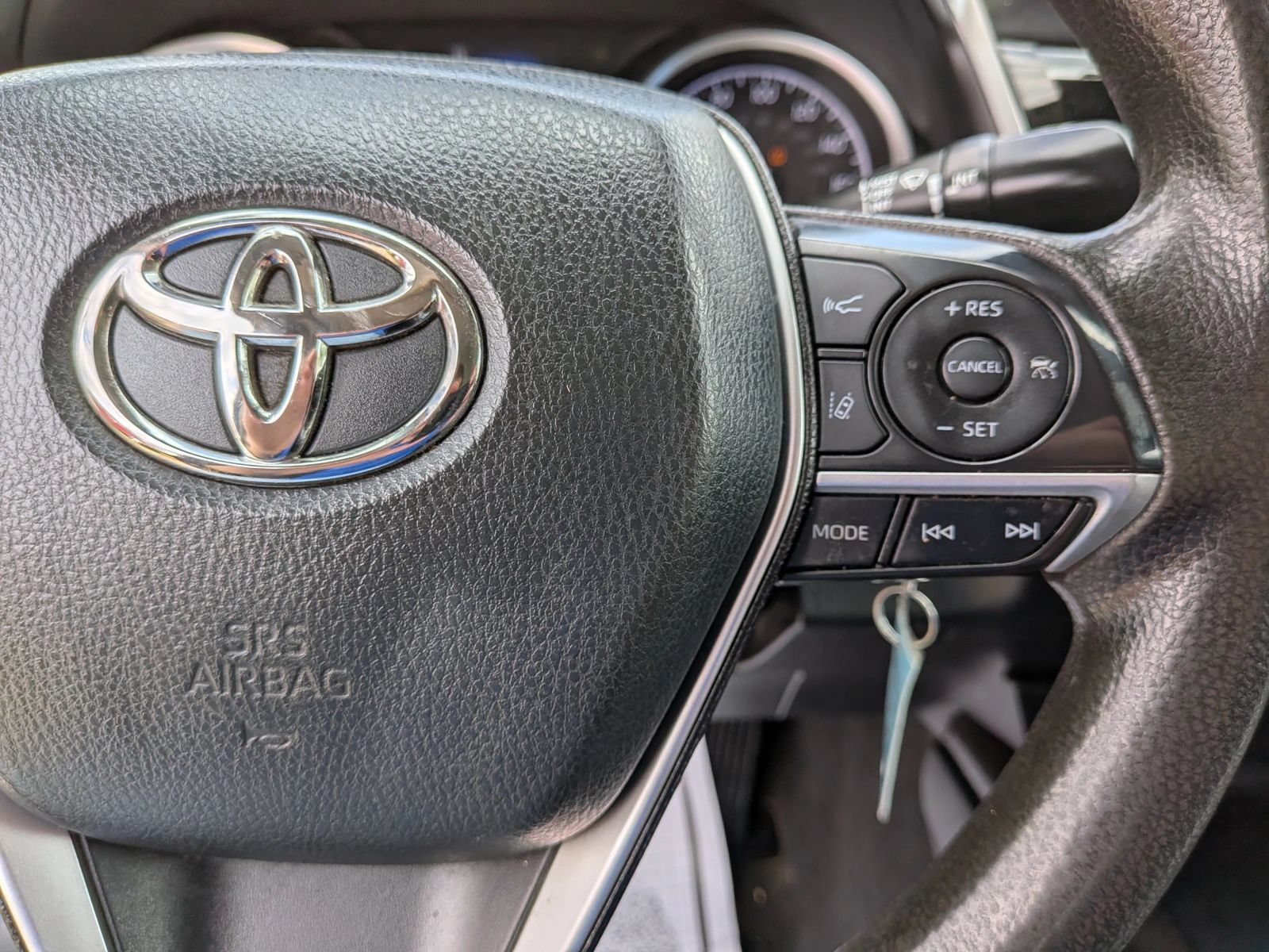 Used 2023 Toyota Camry LE FWD image 38