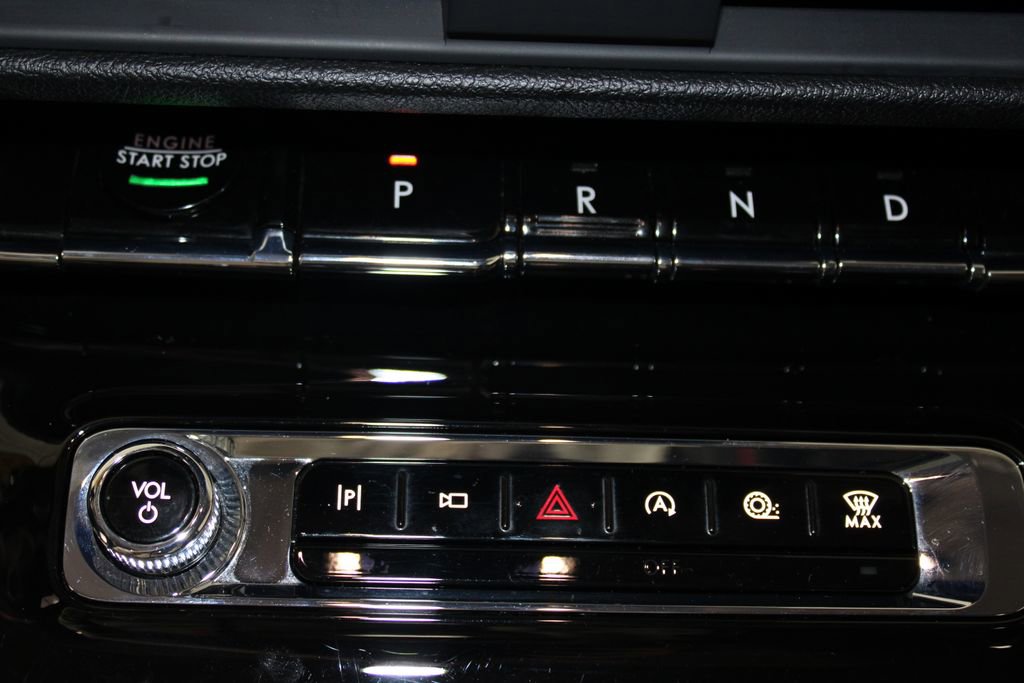 Used 2024 Lincoln Corsair AWD w/ Equipment Group 101A image 51