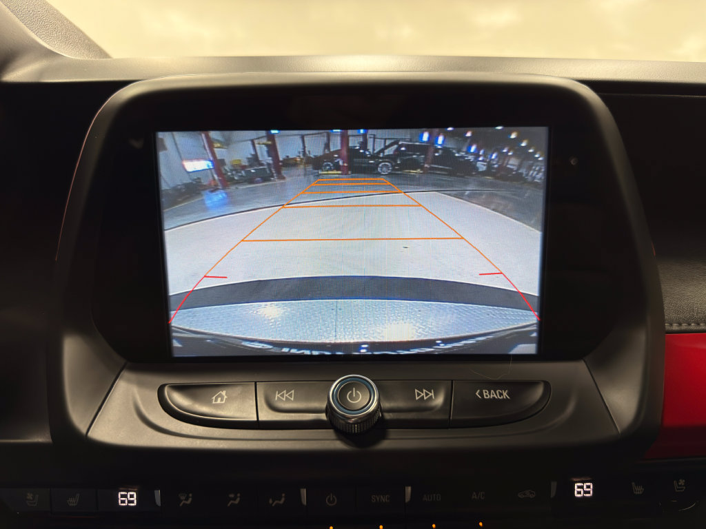 Used 2016 Chevrolet Camaro SS RWD image 12