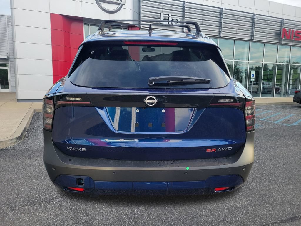New 2026 Nissan Kicks SR w/ Cold Weather Package AWD/4WD video 4