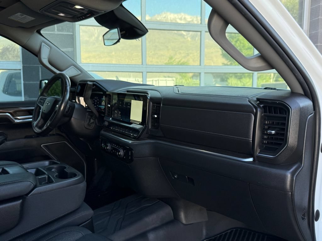 Used 2023 Chevrolet Silverado 1500 RST w/ Z71 Off-Road Package AWD/4WD image 40