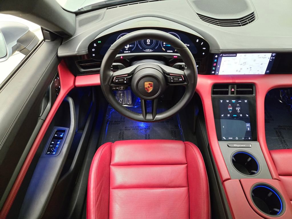 Used 2021 Porsche Taycan 4S w/ Premium Package image 21