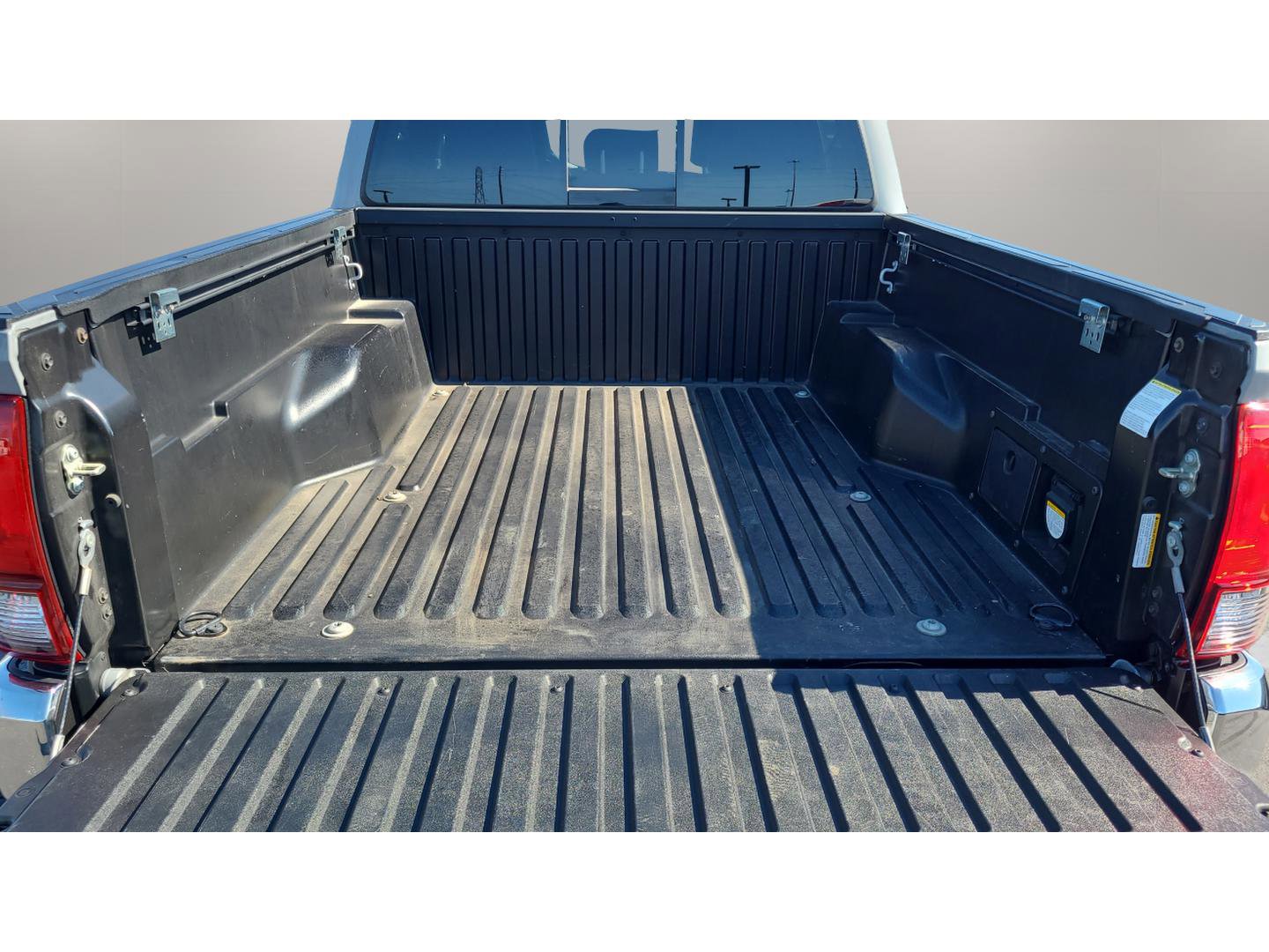 Used 2019 Toyota Tacoma TRD Off-Road image 26