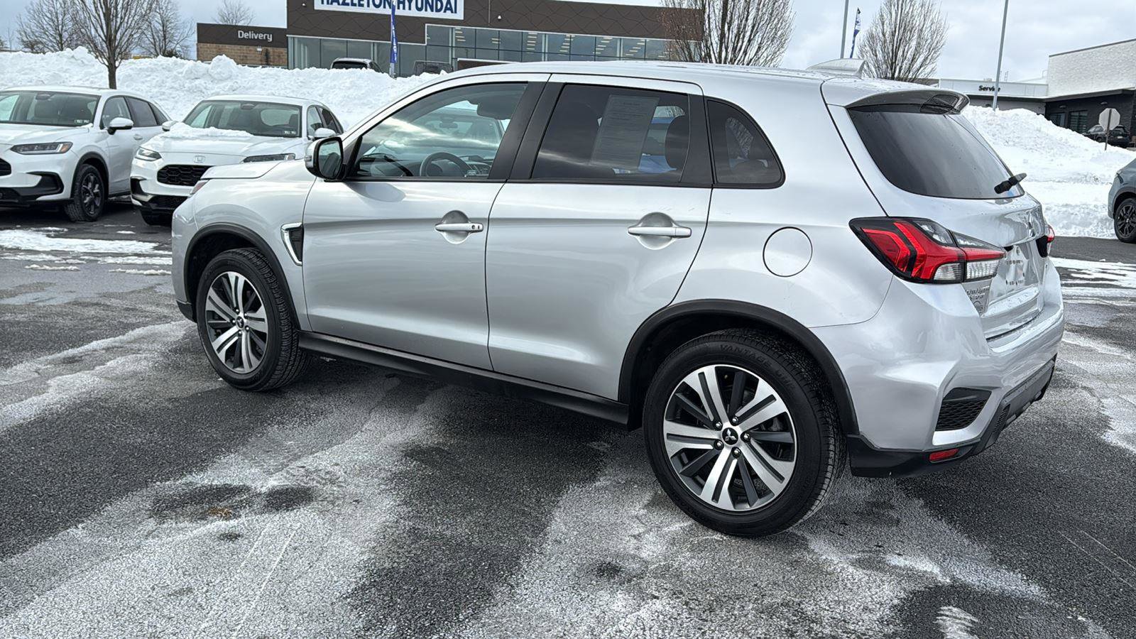 Used 2024 Mitsubishi Outlander Sport SE image 10