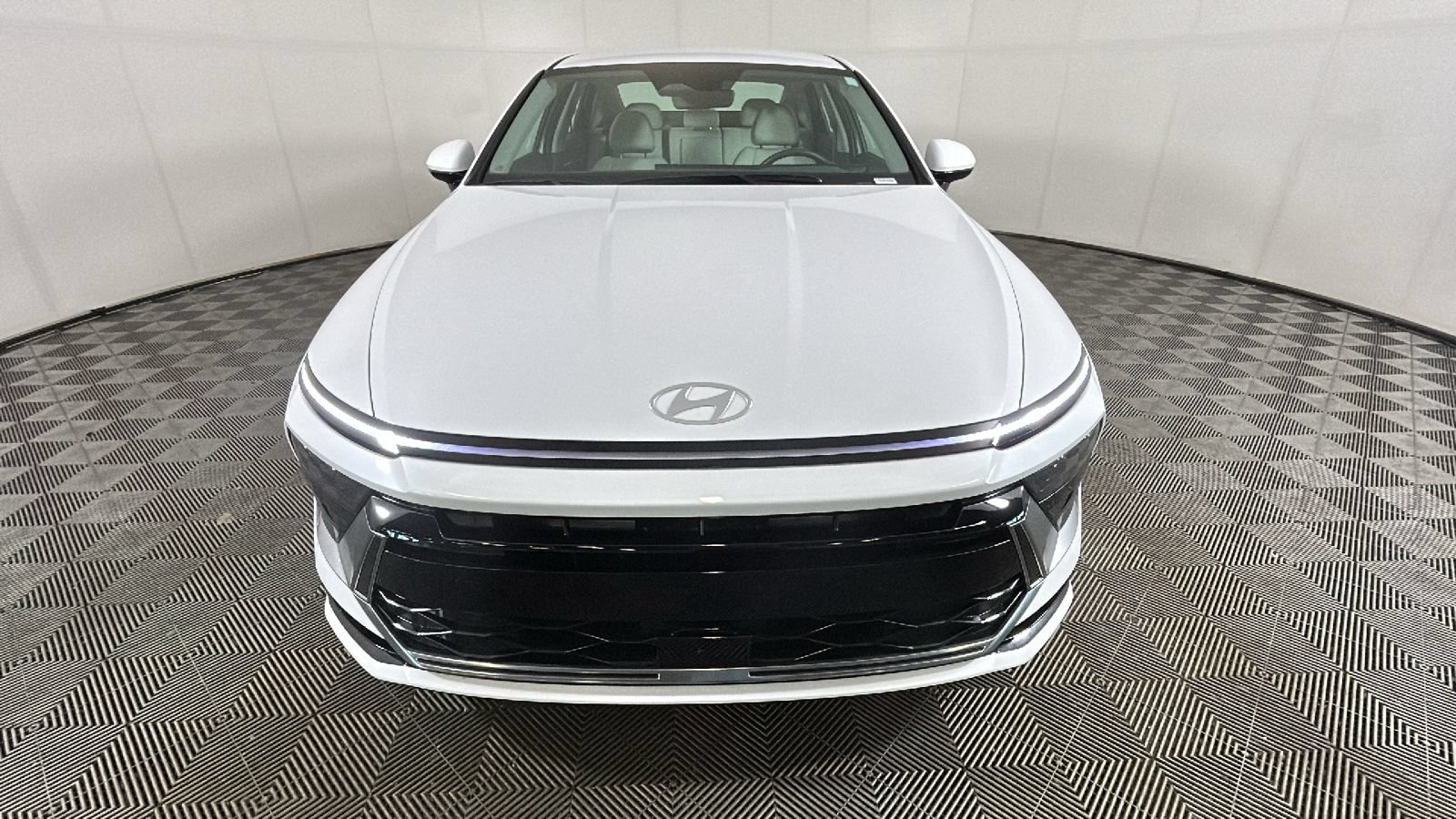 Certified 2026 Hyundai Sonata SEL FWD image 9