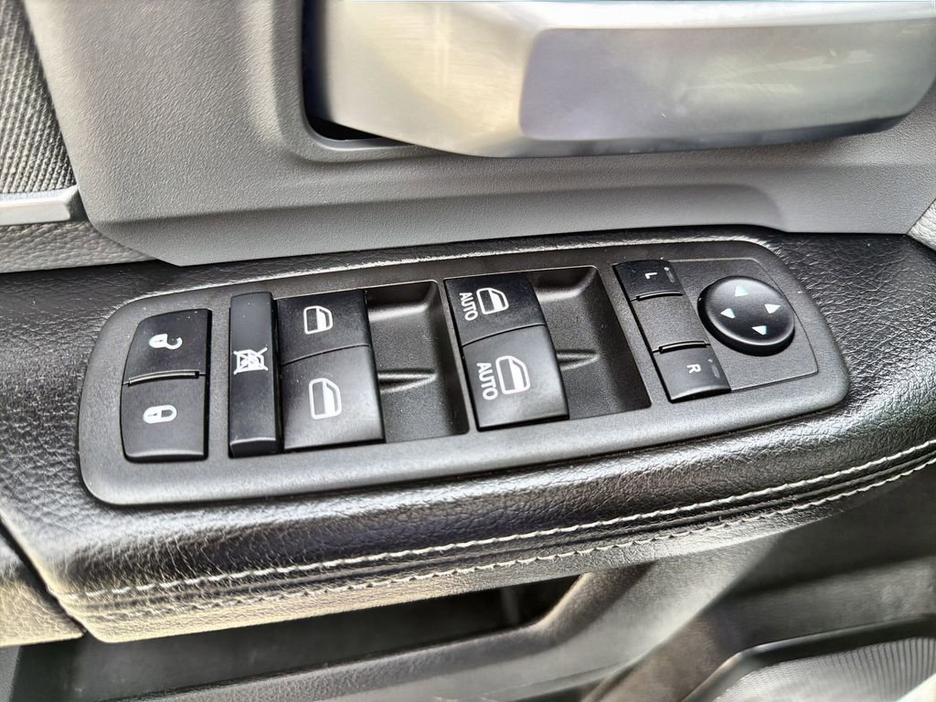 Used 2022 RAM 2500 Big Horn w/ Cold Weather Group image 15