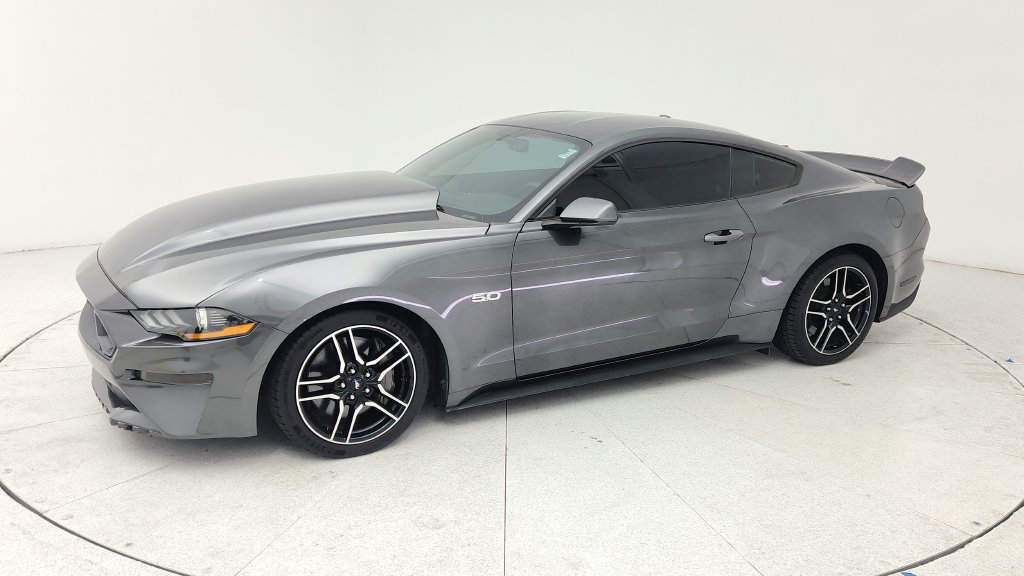 Used 2019 Ford Mustang GT RWD image 3