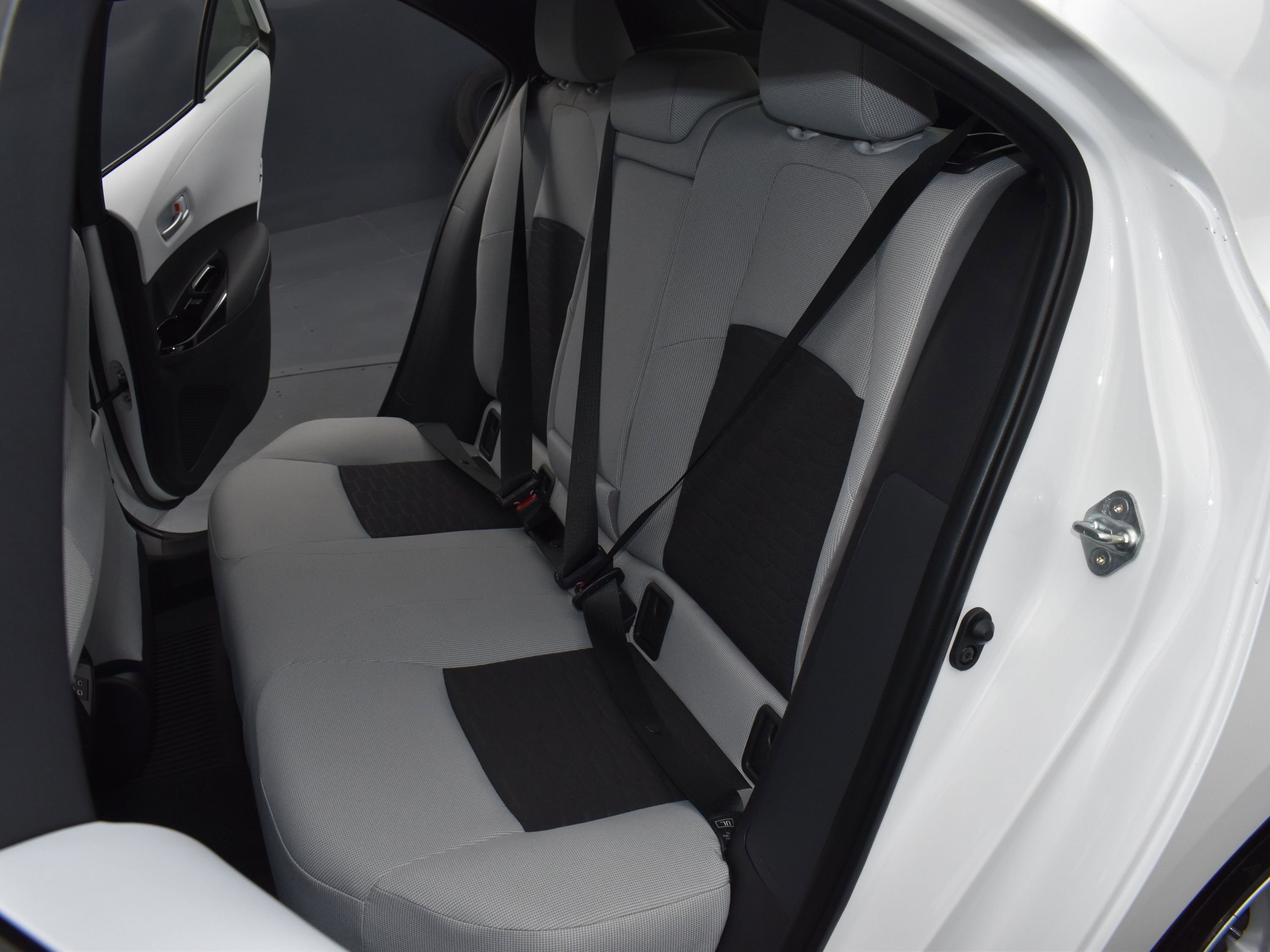 Used 2025 Toyota Corolla SE image 24