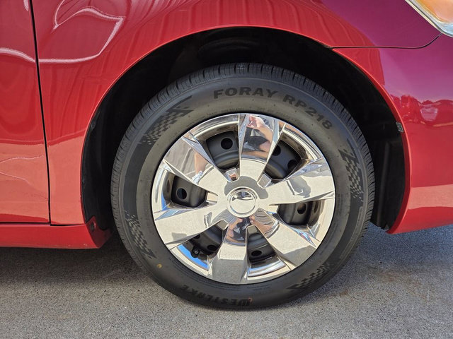 Used 2011 Toyota Camry LE FWD image 27