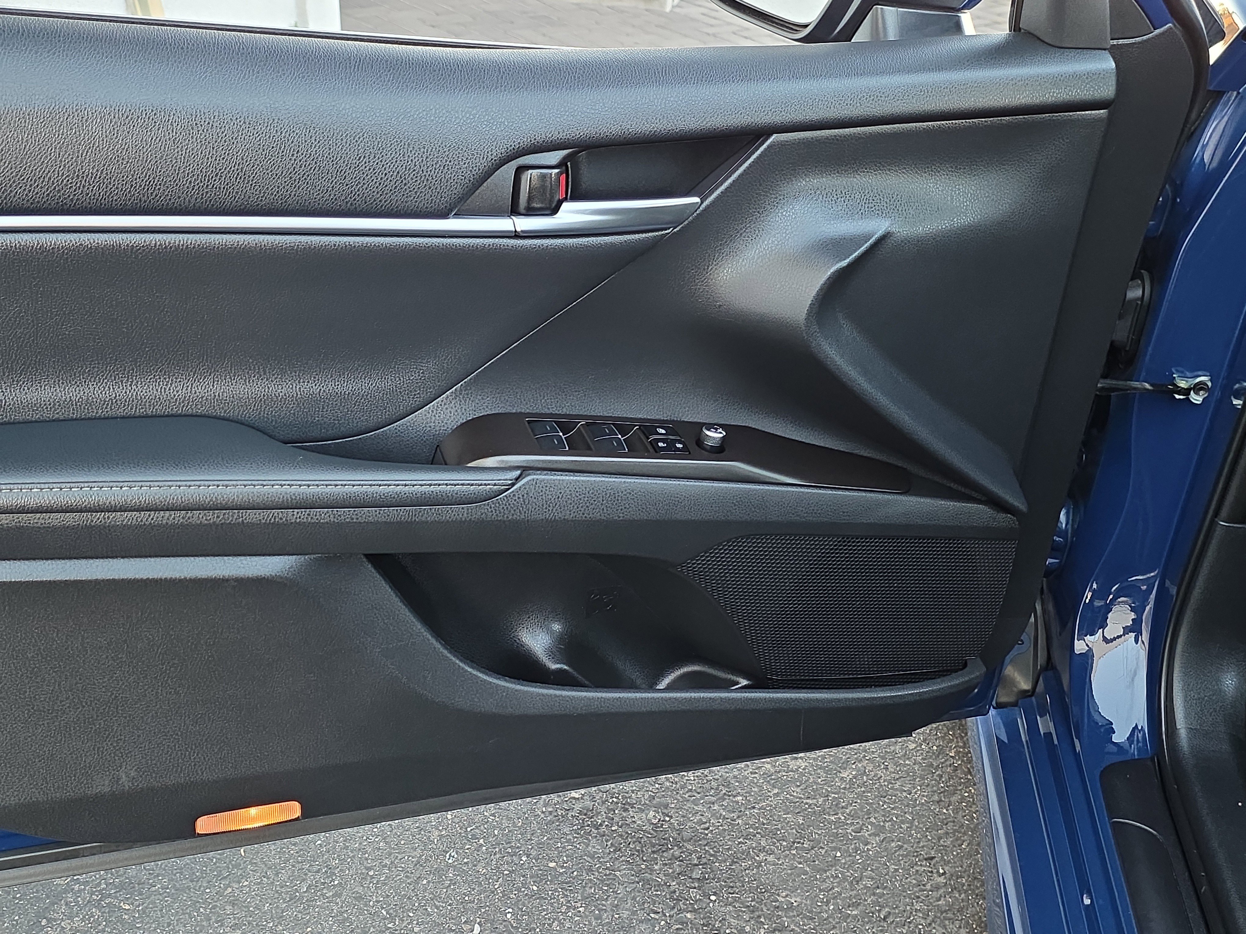 Used 2024 Toyota Camry XSE image 9