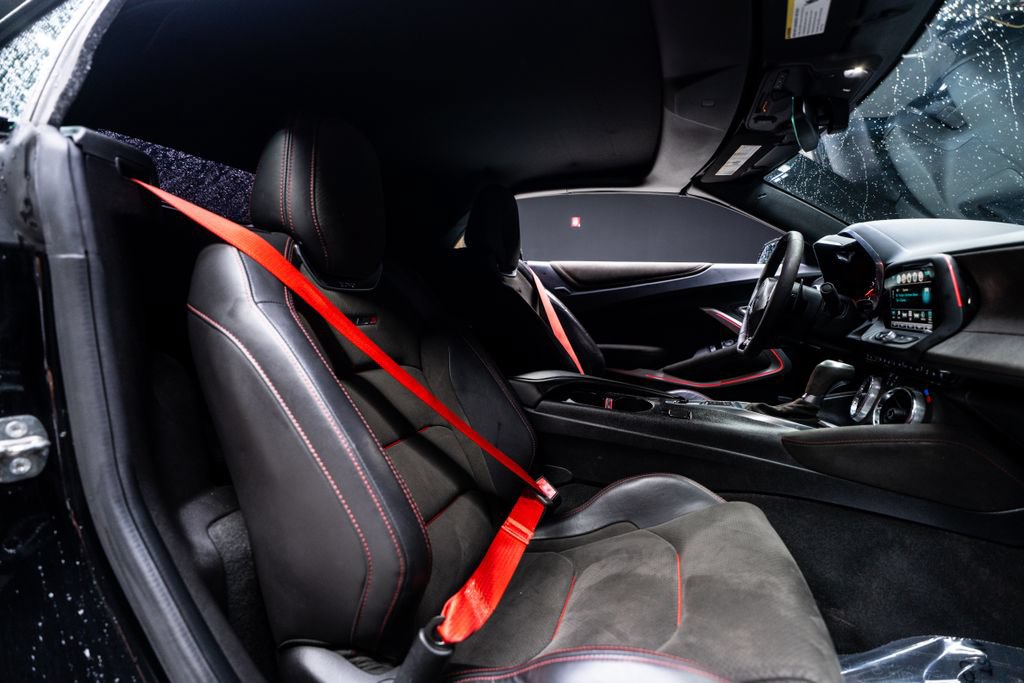 Used 2018 Chevrolet Camaro ZL1 RWD image 35
