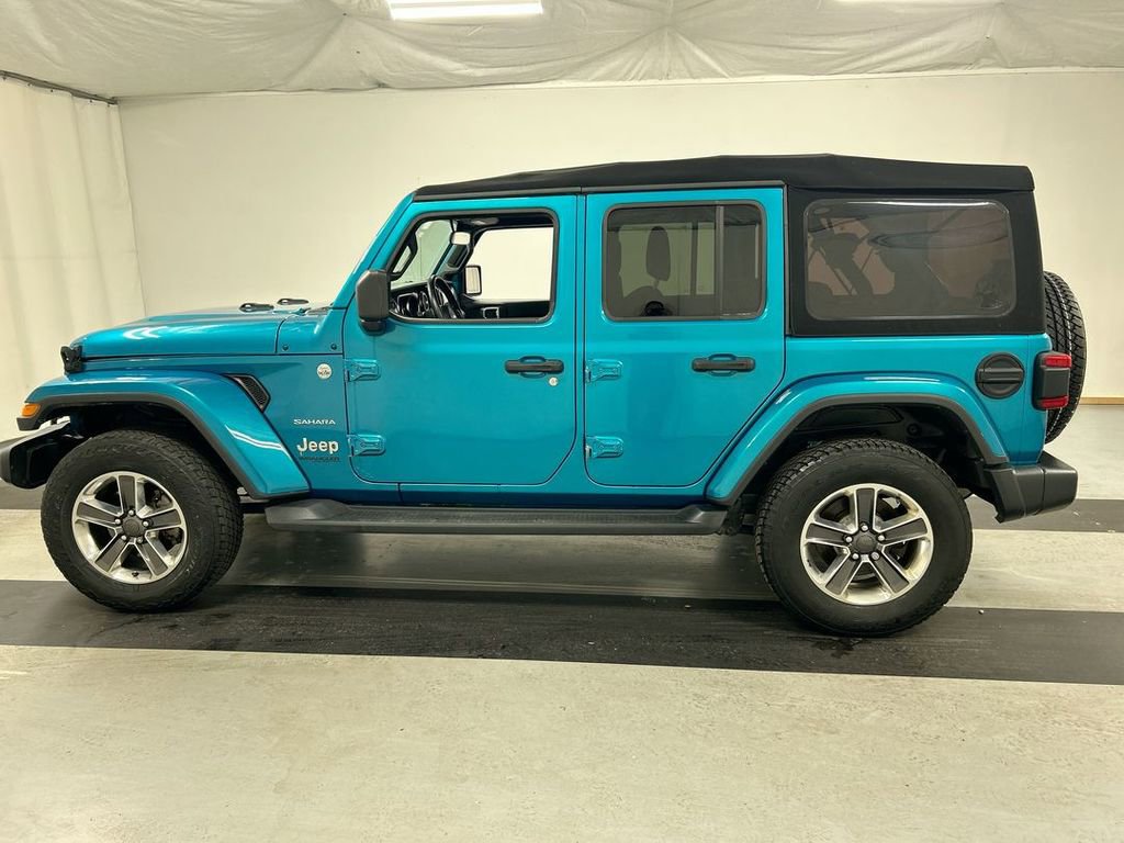 Used 2020 Jeep Wrangler Unlimited Sahara w/ LED Lighting Group AWD/4WD image 6