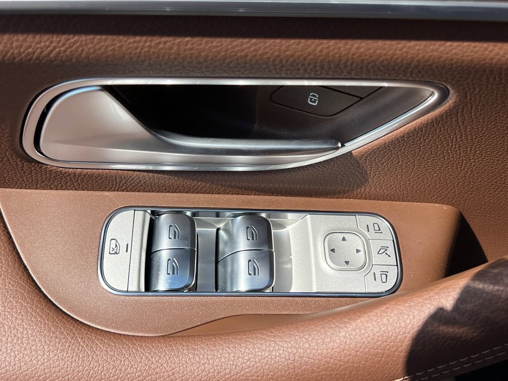 New 2026 Mercedes-Benz GLS 450 4MATIC image 11