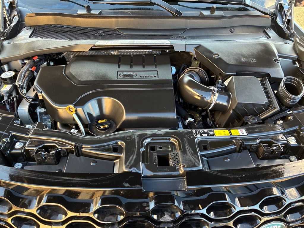 Used 2024 Land Rover Discovery Sport S image 22