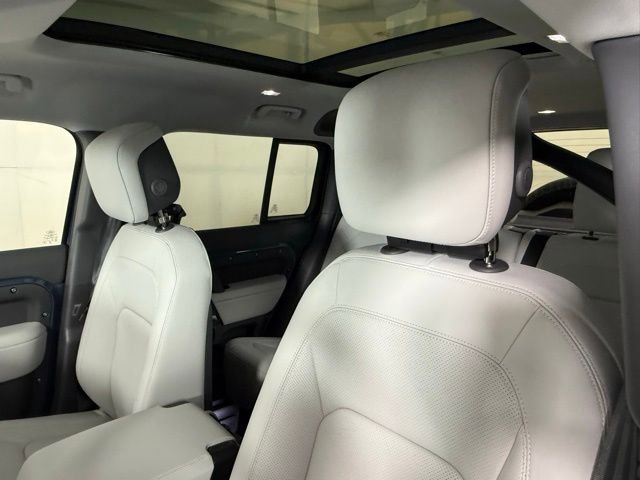New 2026 Land Rover Defender 110 S AWD/4WD image 13