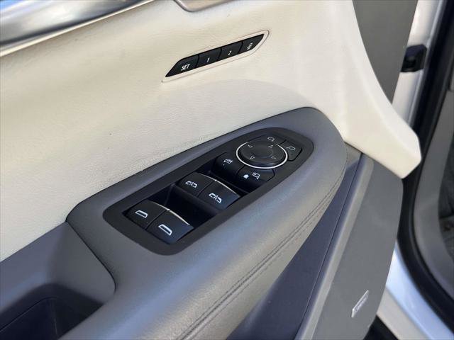 Used 2020 Cadillac XT5 Premium Luxury image 20