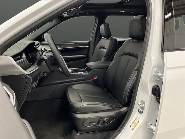 New 2025 Jeep Grand Cherokee L Limited w/ Luxury Tech Group II image 4