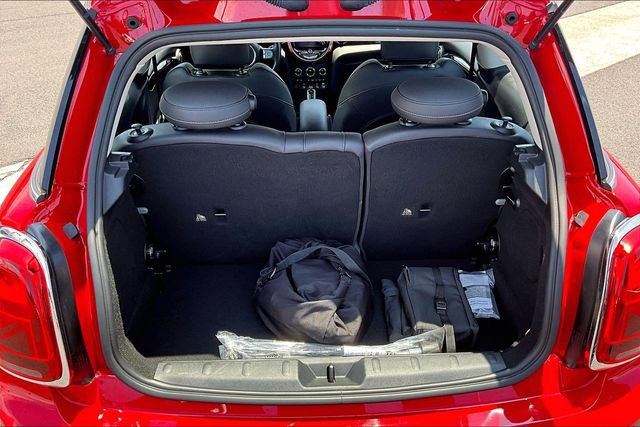 Used 2024 MINI Cooper SE FWD image 9