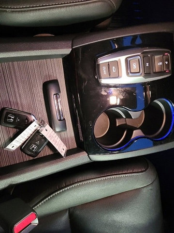 Used 2016 Honda Pilot Touring image 21