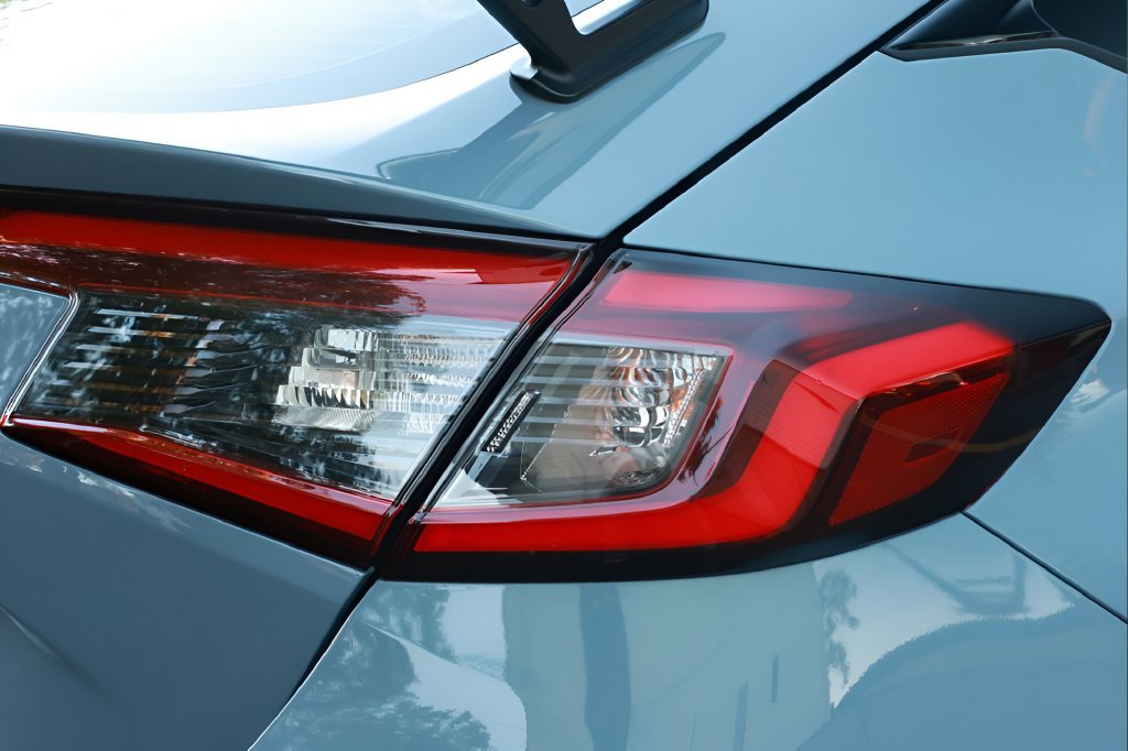 Used 2025 Honda Civic Type R image 16