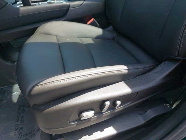 Used 2025 Cadillac XT6 Premium Luxury w/ Technology Package image 35