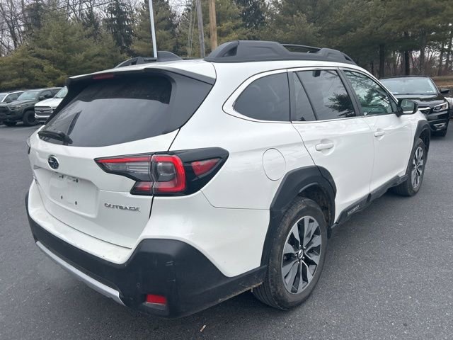 Used 2024 Subaru Outback Limited image 3