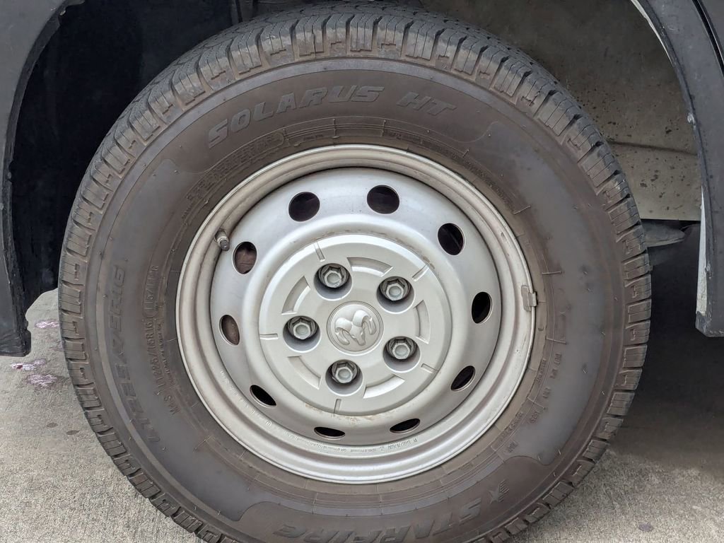 Used 2023 RAM ProMaster 2500 image 16