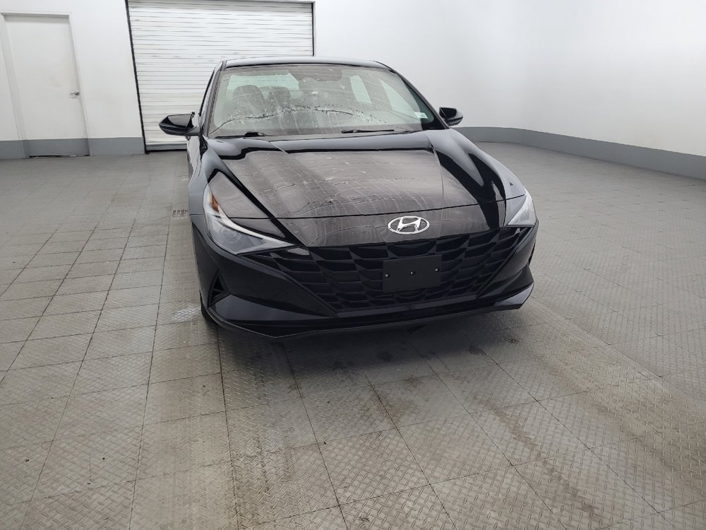Used 2023 Hyundai Elantra SEL w/ Cargo Package FWD image 14