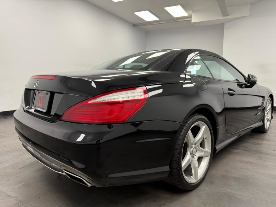 Used 2013 Mercedes-Benz SL 550 image 15