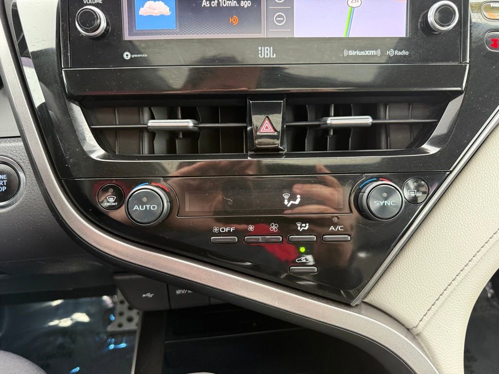 Used 2021 Toyota Camry XLE w/ Navigation Package image 29