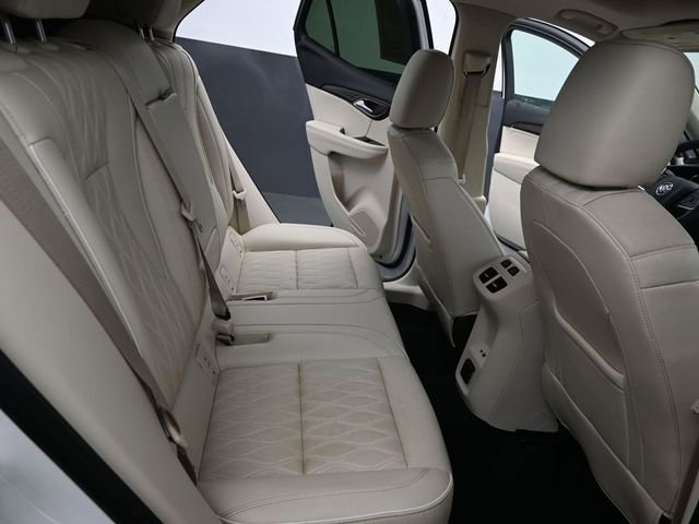 Used 2022 Buick Envision Avenir w/ Technology Package II image 21