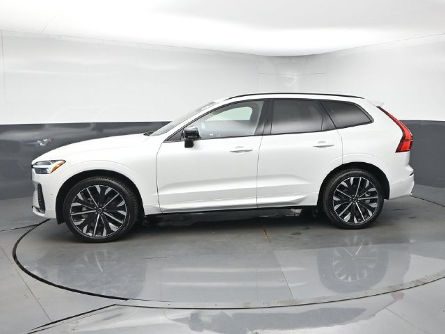 New 2026 Volvo XC60 B5 Ultra w/ Protection Package Premier AWD/4WD image 4