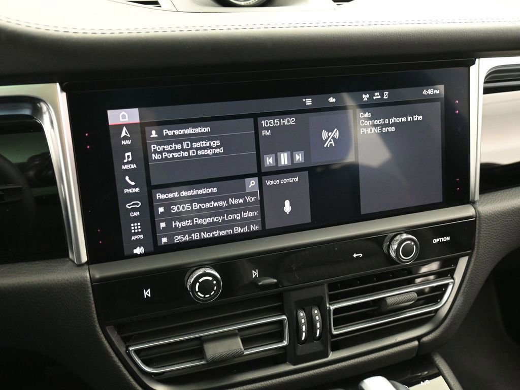 Certified 2024 Porsche Macan Turbo image 21