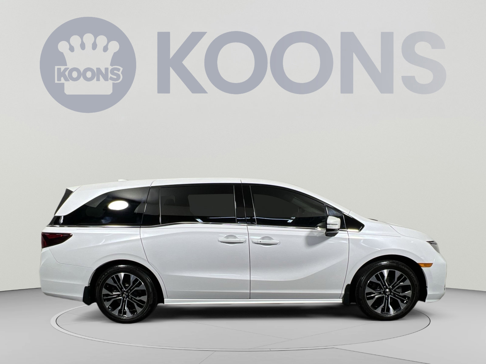 Used 2025 Honda Odyssey Elite image 12