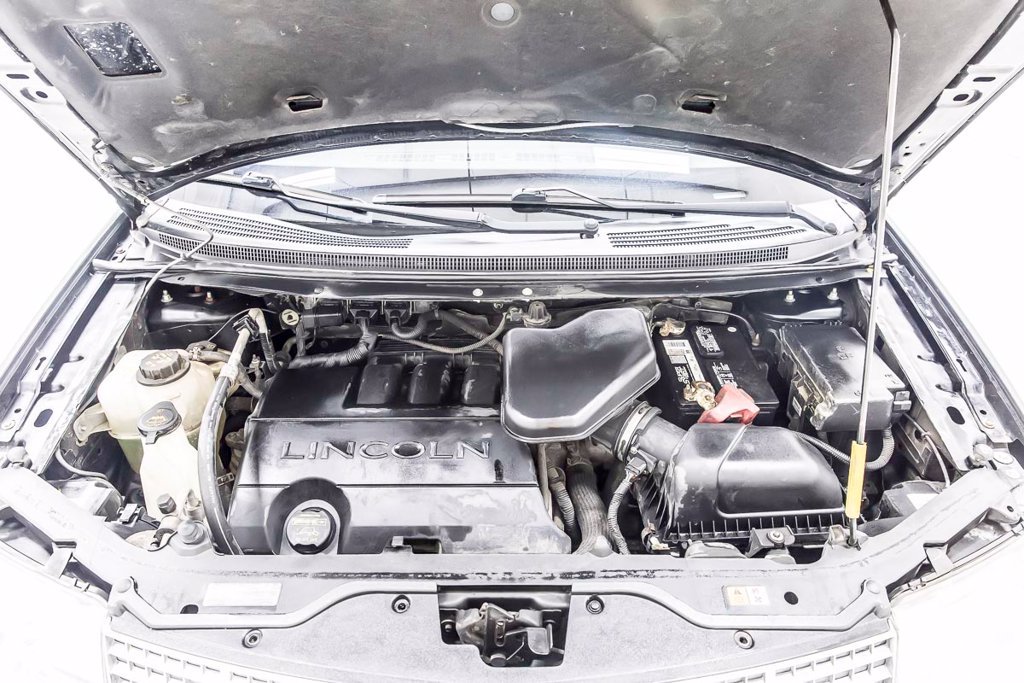 Used 2010 Lincoln MKX AWD image 33