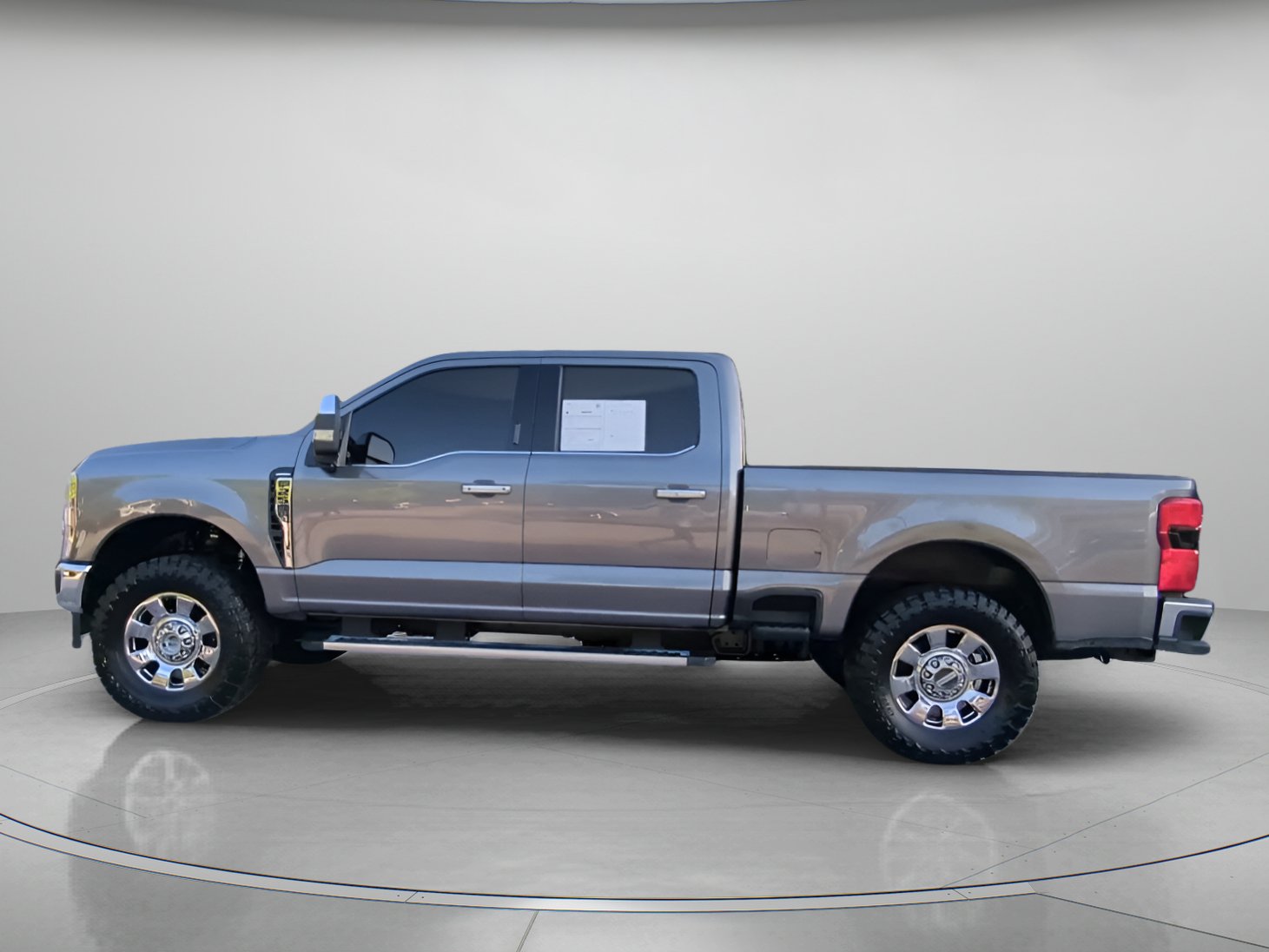 Certified 2024 Ford F250 Lariat w/ Chrome Package AWD/4WD image 18