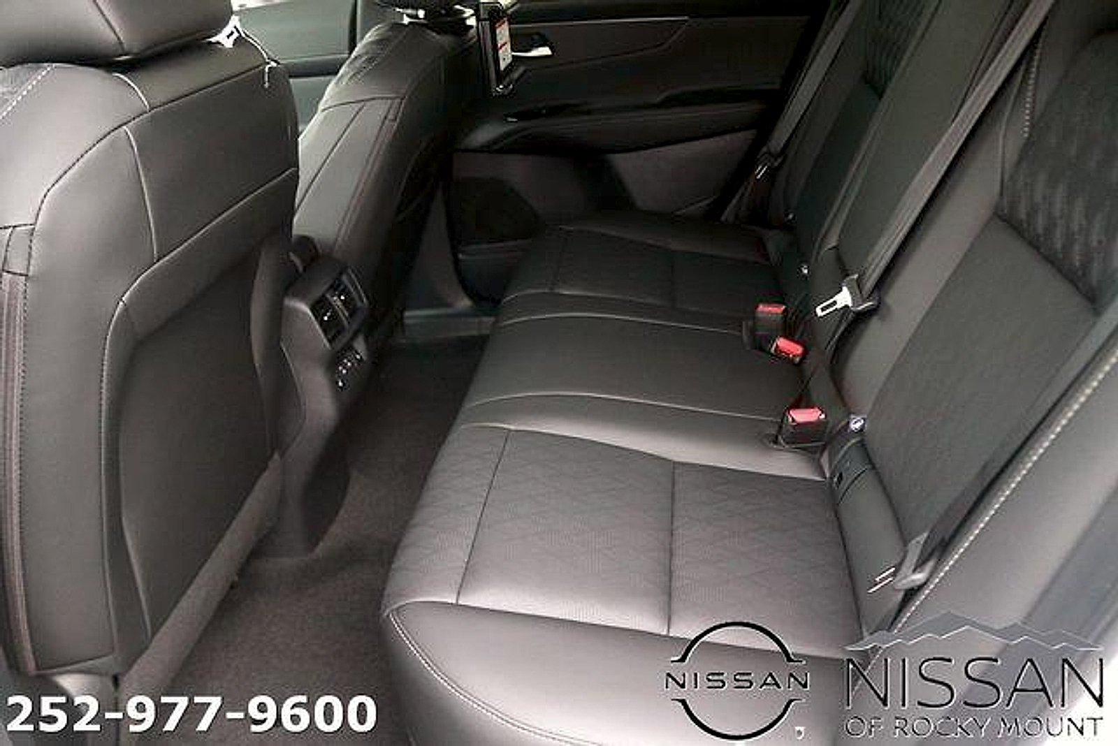 New 2026 Nissan Murano Platinum w/ Cargo Package AWD/4WD image 14