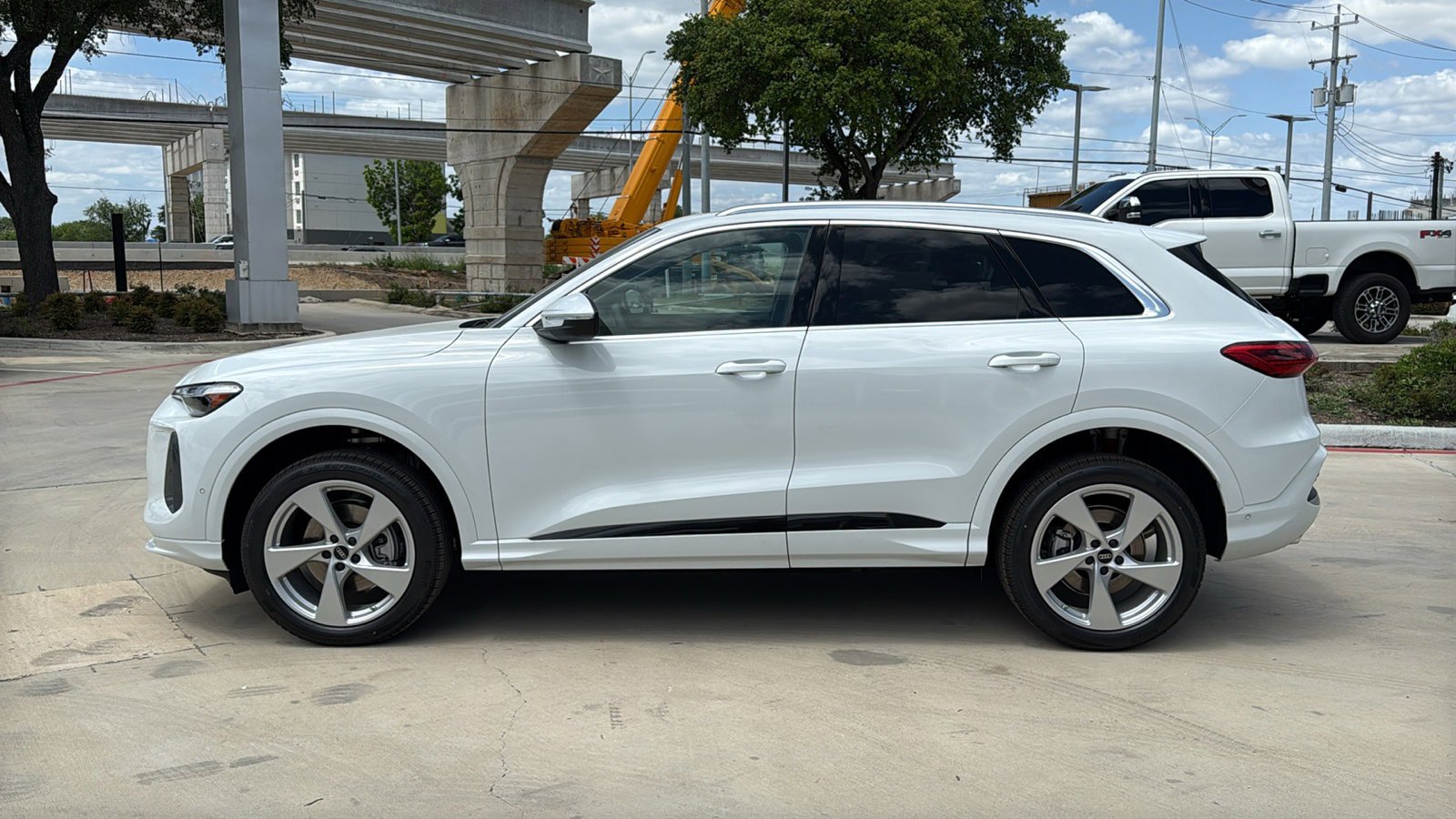 New 2026 Audi Q5 Premium Plus AWD/4WD image 6