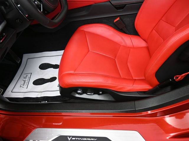 Used 2025 Chevrolet Corvette Stingray Preferred Cpe w/ Chrome Exterior Badge Package image 14