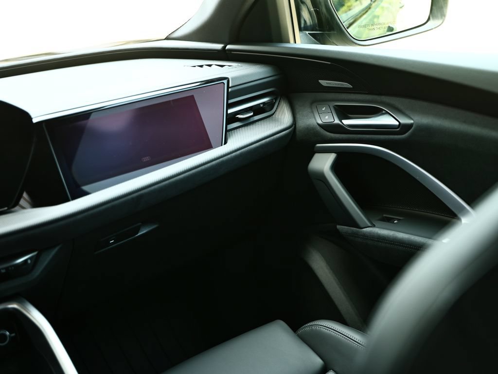 New 2026 Audi SQ5 Premium Plus AWD/4WD image 33