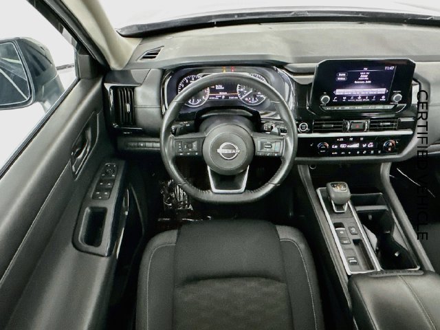 Certified 2024 Nissan Pathfinder SV FWD image 21