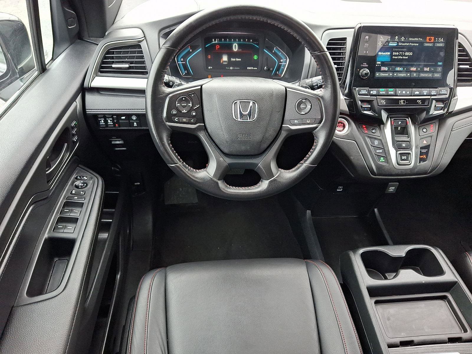 Used 2024 Honda Odyssey Sport image 12