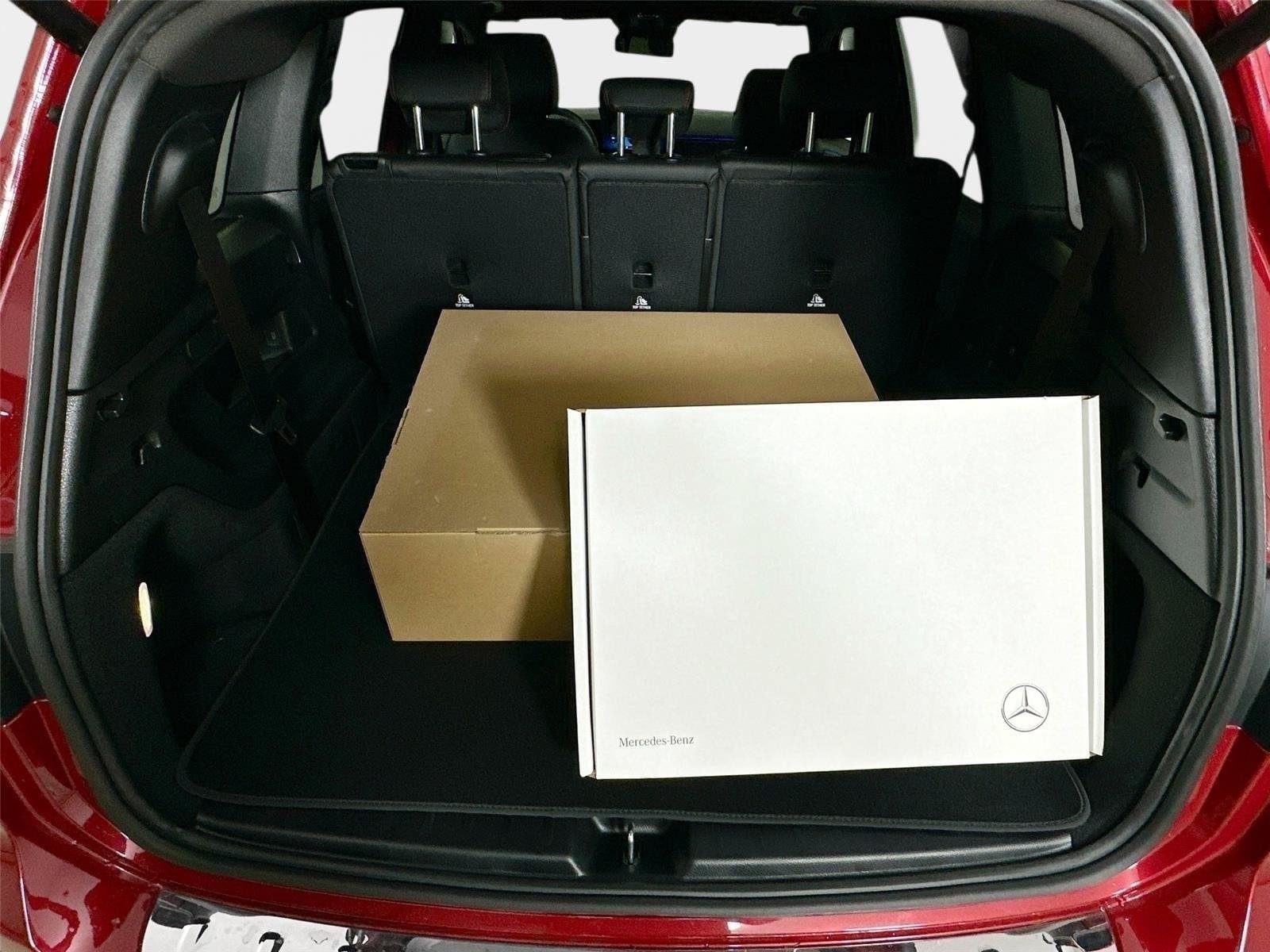 Used 2026 Mercedes-Benz GLB 250 4MATIC image 34