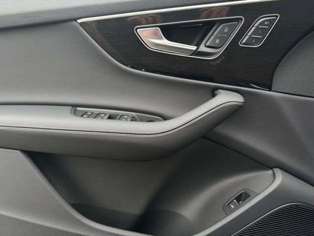 New 2026 Audi Q7 3.0T Premium Plus image 12