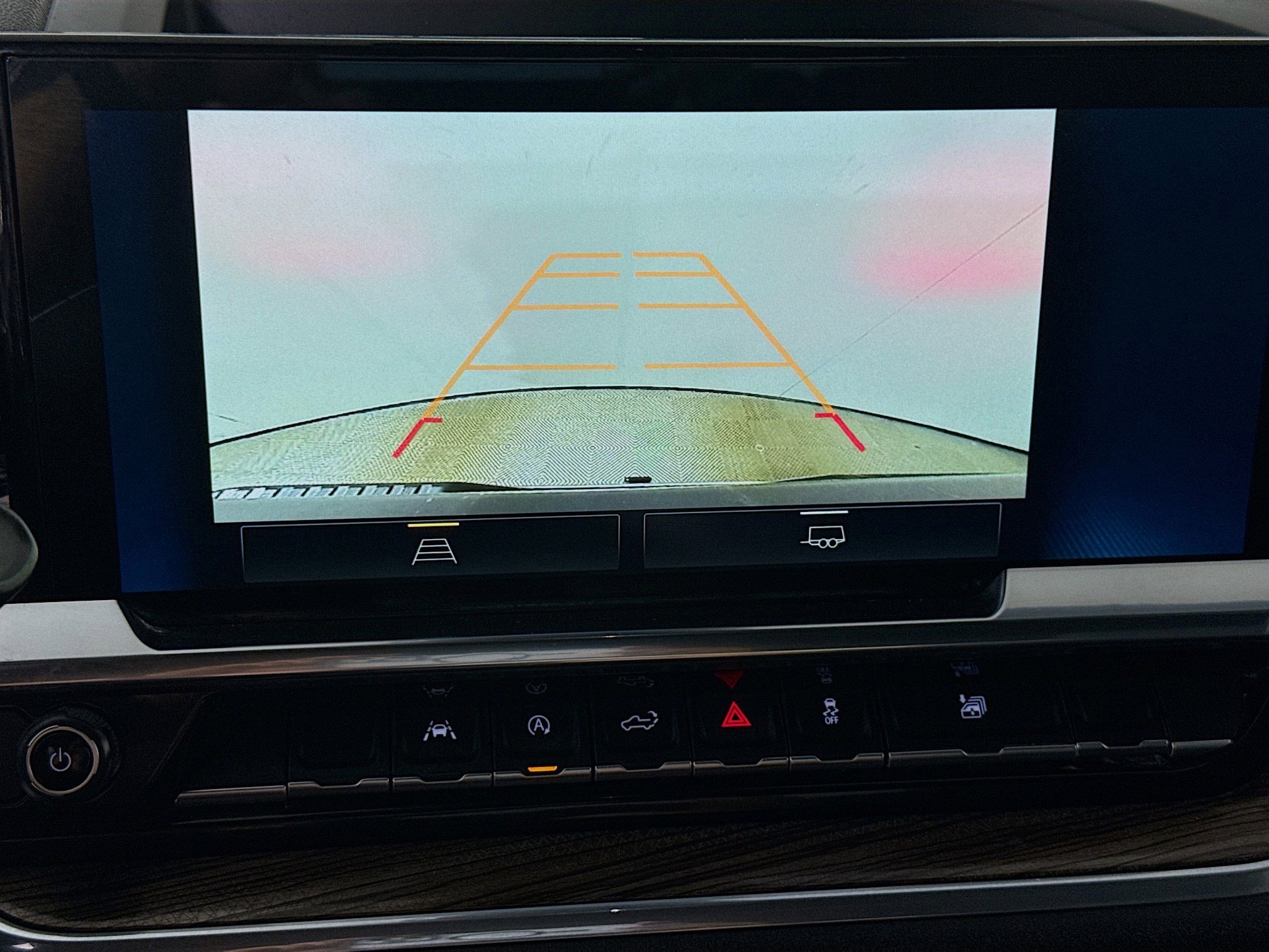 Used 2025 Chevrolet Silverado 1500 LT image 19